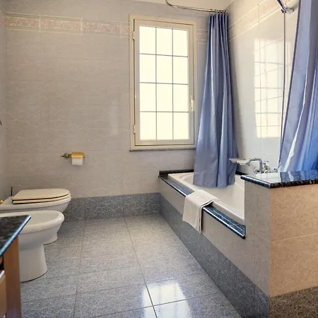 Villa Luxe Heated Hydromassage Mini-pool Wi-fi P-privato Ac Garden Patio Bbq Near The Sea