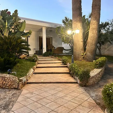 Luxe Heated Hydromassage Mini-pool Wi-fi P-privato Ac Garden Patio Bbq Near The Sea Villa